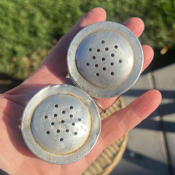 1930 McKee Glass Co, Seville Sugar Flour Shaker Set Custard Yellow Uranium Glass - Picture 10 of 13